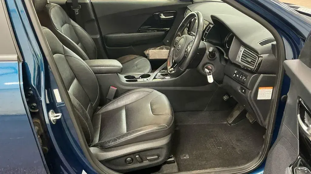Used Kia Niro 141 HP (103 kW) 2019 Blue SUV