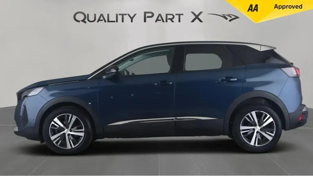Used Peugeot 3008 Allure 131 HP (96 kW) 2022 Blue Hatchback