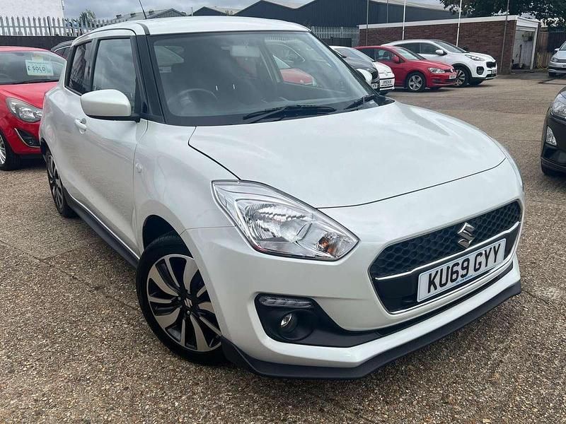 White Used 2019 Suzuki Swift Hatchback | £8,281 (Fair price) - Image 1/4
