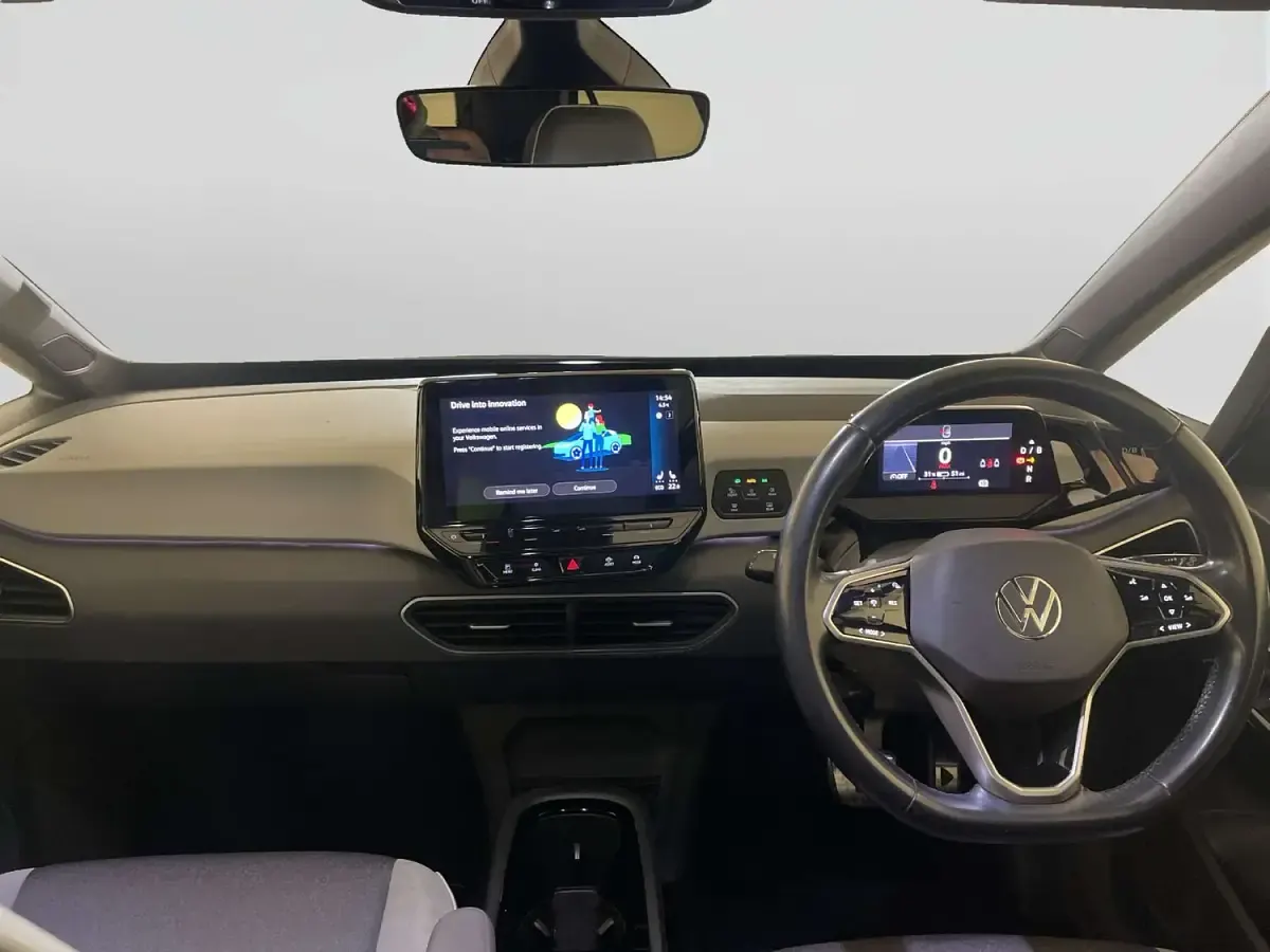 Begagnad VW ID.3 Pro Performance 150 kW (204 HK) 2020 Vit Halvkombi
