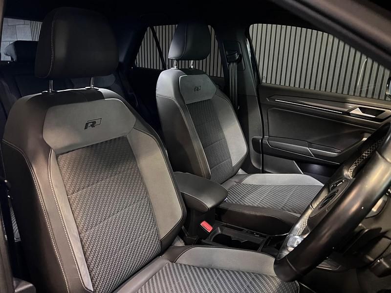 Used VW T-Roc R-line 150 HP (110 kW) 2021 Black SUV