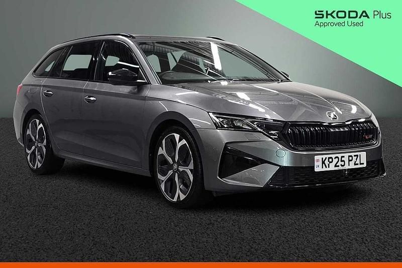 Used Skoda Octavia vRS 195 HP (143 kW) 2025 Graphite grey metallic Estate