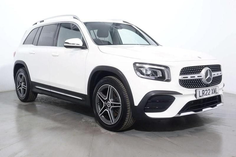 Used 2022 Mercedes 200 AMG line SUV | £25,600 (Fair price) - Image 1/1
