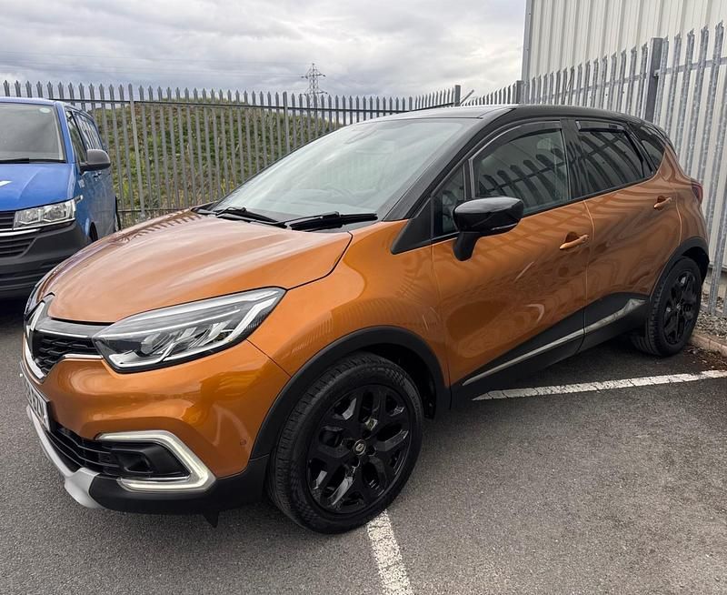 Second-hand Renault Captur GT-Line 90 CP (66 kW) 2018 Portocaliu SUV