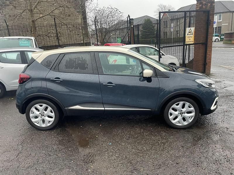 Usado Renault Captur GT-Line 89 HP (65 kW) 2018 Azul SUV