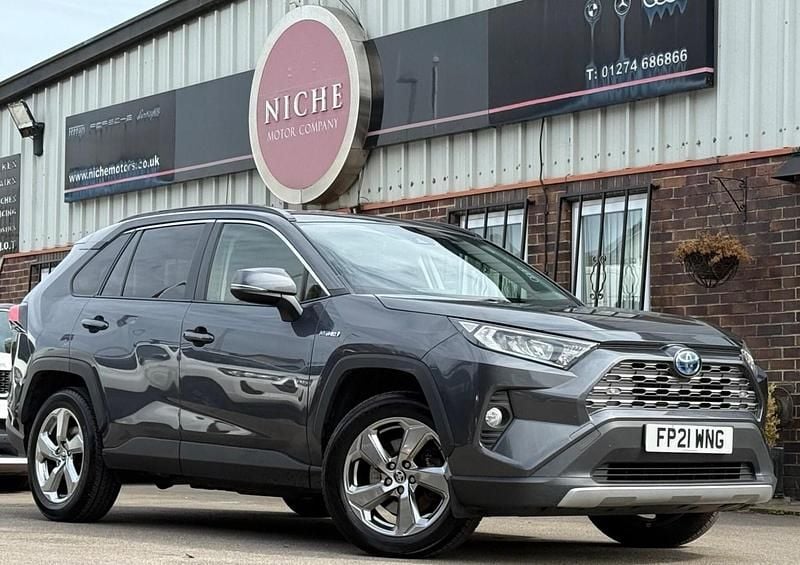 Grey Used 2021 Toyota RAV4 Hybrid Design SUV | £16,890 (Fair price) - Image 1/4