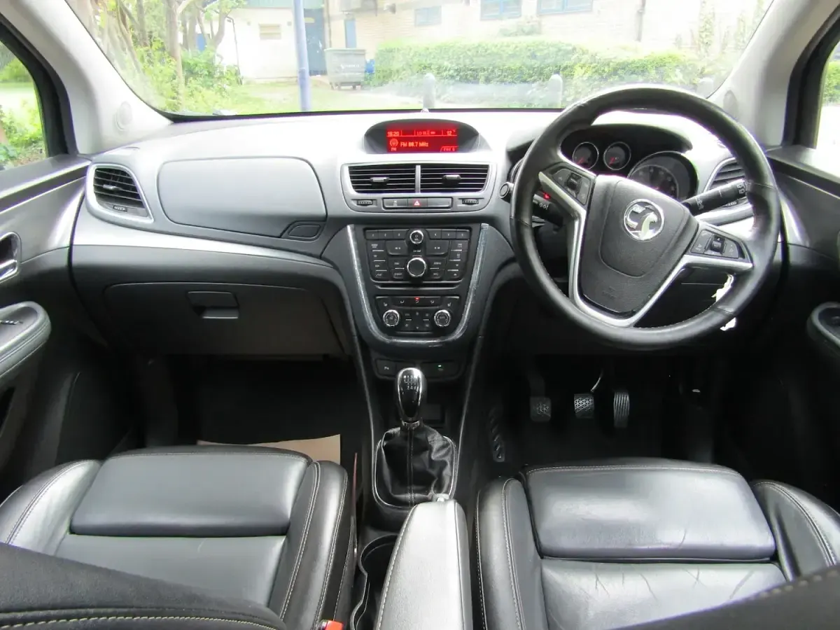 Used Vauxhall Mokka 130 HP (95 kW) 2014 Black SUV