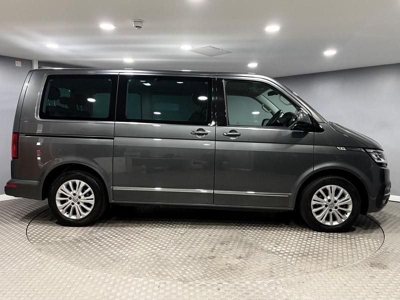 Used VW Caravelle Executive 150 HP (110 kW) 2021 Grey MPV