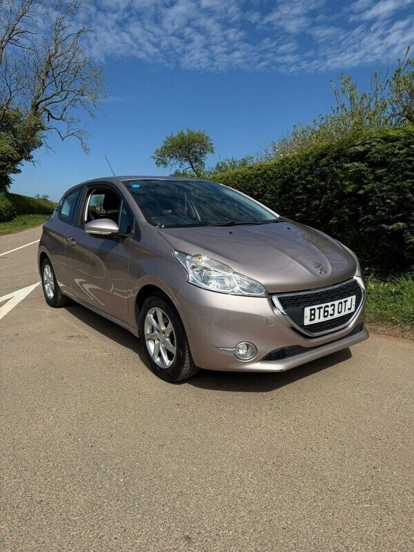 Pink Used 2013 Peugeot 208 Active Hatchback | £1,695 (Super price) - Image 1/4