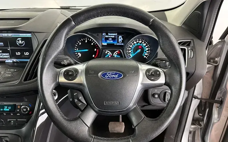 Used Ford Kuga Titanium 179 HP (131 kW) 2016 Silver SUV