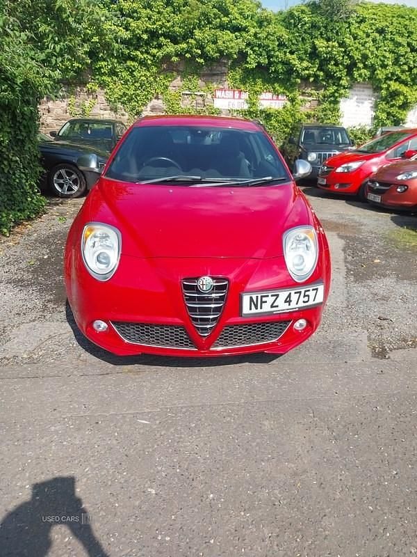 Red Used 2013 Alfa Romeo MiTo Hatchback | £3,695 (Fair price) - Image 1/4