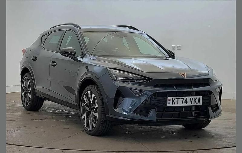 Grey New 2025 Cupra Formentor SUV | £29,995 (Good price) - Image 1/4