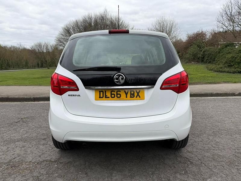 Used Vauxhall Meriva Club 2016 White MPV