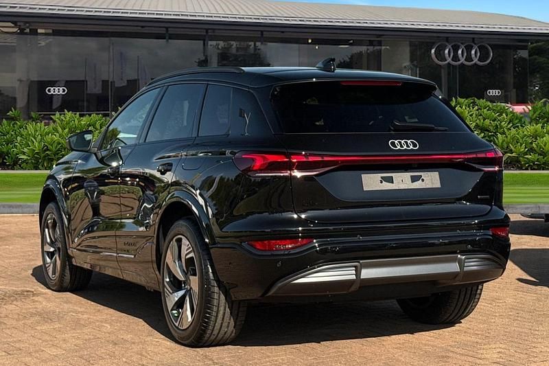 New Audi Q6 e-tron S-Line 284 kW (387 HP) 2025 Black SUV