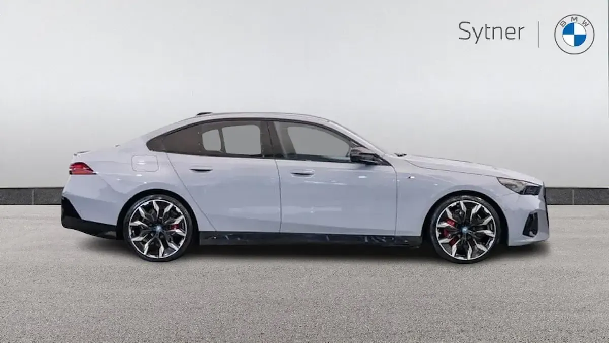 Used BMW i5 Comfort Edition 436 kW (593 HP) 2023 Grey Sedan