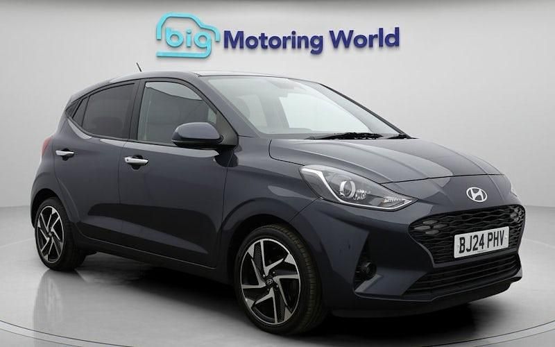 Used Hyundai i10 Premium 67 HP (49 kW) 2023 Hatchback