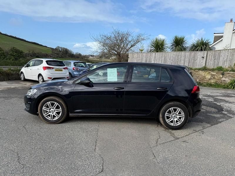 Used VW Golf VII S 105 HP (77 kW) 2014 Black Hatchback