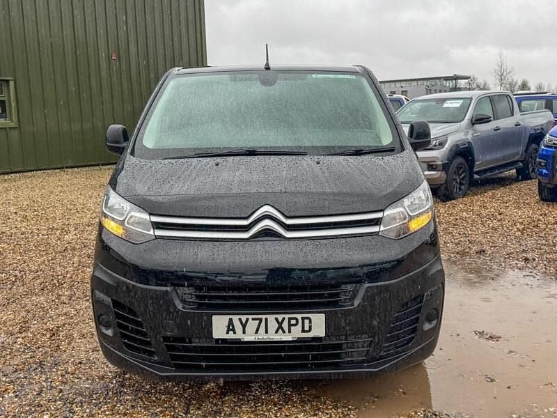 Used Citroën Dispatch 120 HP (88 kW) 2021 Black MPV