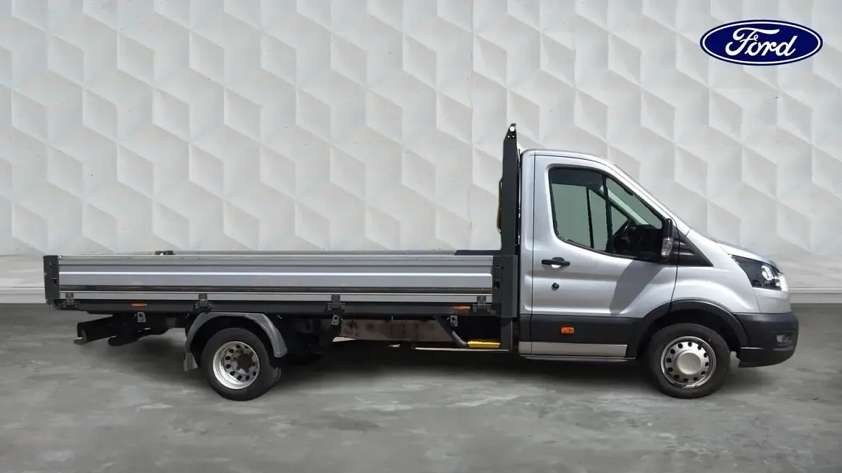 Used Ford Transit 170 HP (125 kW) 2023 Moondust silver Cabriolet