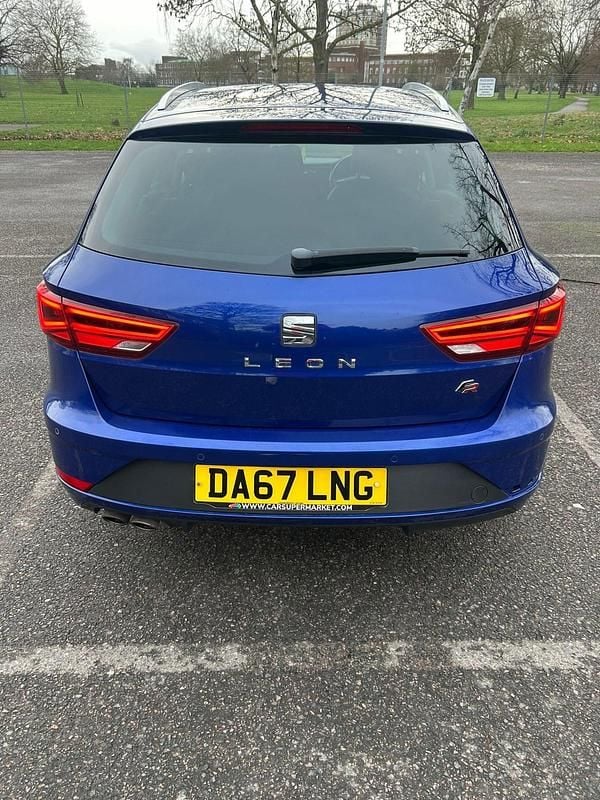 Used Seat Leon FR 150 HP (110 kW) 2017 Blue Estate
