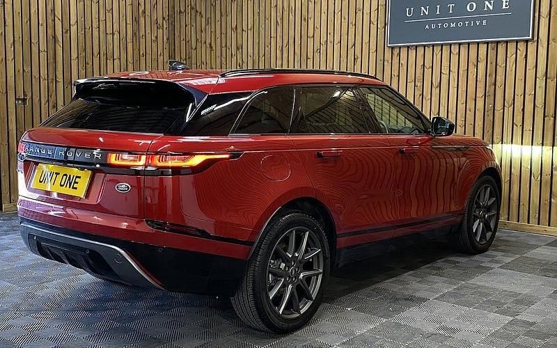 Used Land Rover Range Rover Velar HSE Dynamic 250 HP (183 kW) 2022 Red SUV