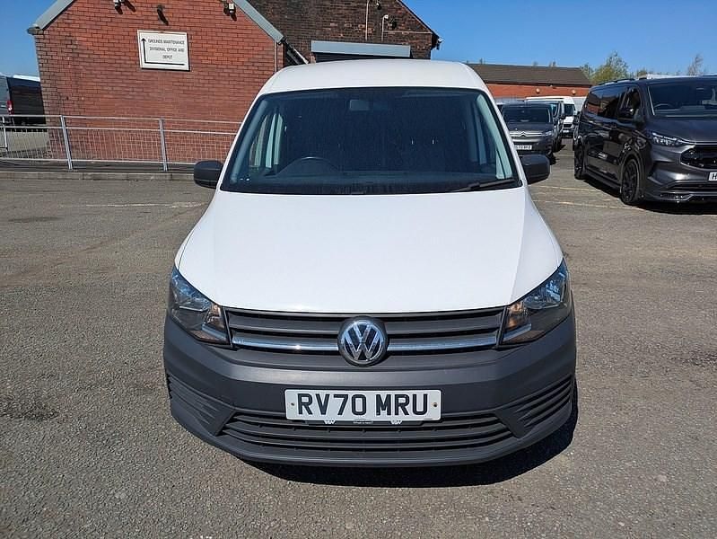 Usado VW Caddy Startline 102 CV (75 kW) 2020 Blanco Monovolumen