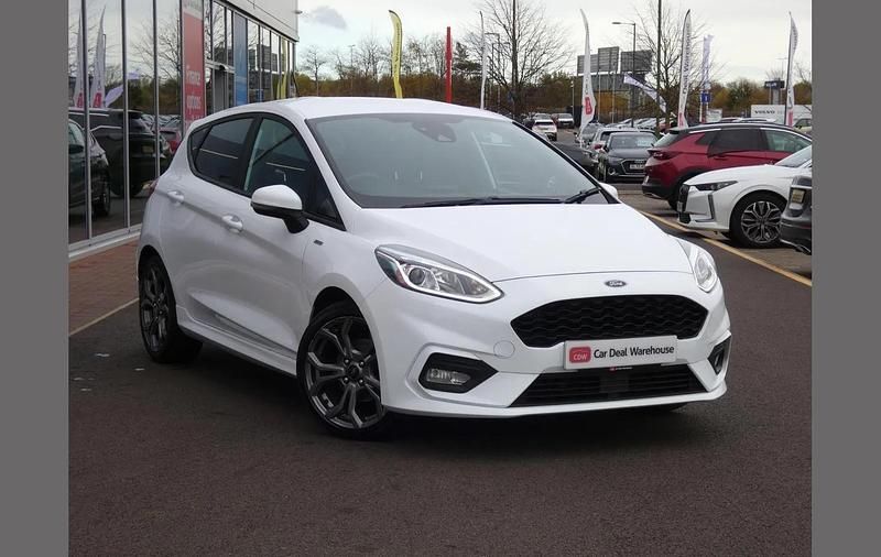 White Used 2019 Ford Fiesta ST-Line X Hatchback | £8,399 (Fair price) - Image 1/4