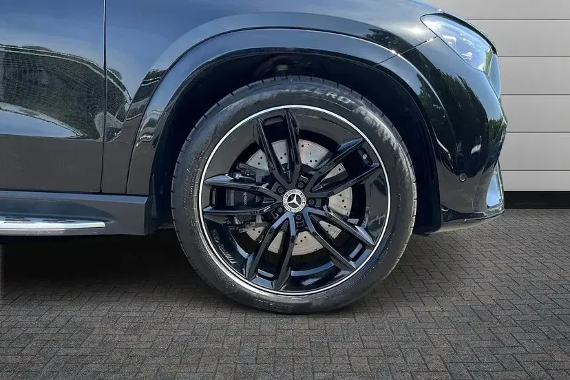 Used Mercedes GLE450 AMG AMG line 384 HP (282 kW) 2025 Black SUV