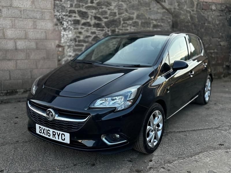 Begagnad Vauxhall Corsa SRi 2016 Svart Halvkombi