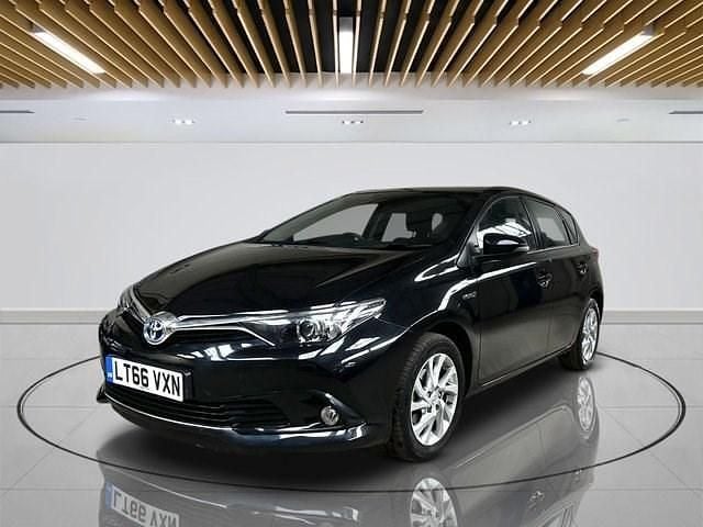 Used Toyota Auris Business Edition 136 HP (100 kW) 2016 Hatchback
