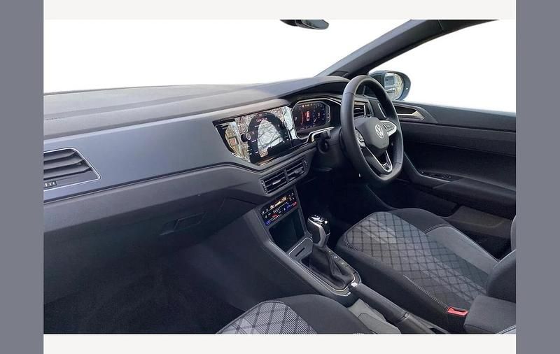 Used VW Taigo Black Edition 115 HP (84 kW) 2025 White SUV