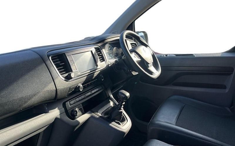 Używany Citroën Dispatch 122 KM (89 kW) 2019 Biały Minivan