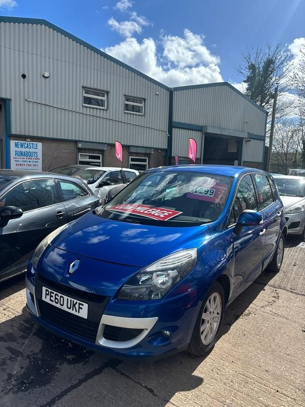 Used Renault Scénic III Privilege 106 HP (77 kW) 2010 Blue MPV