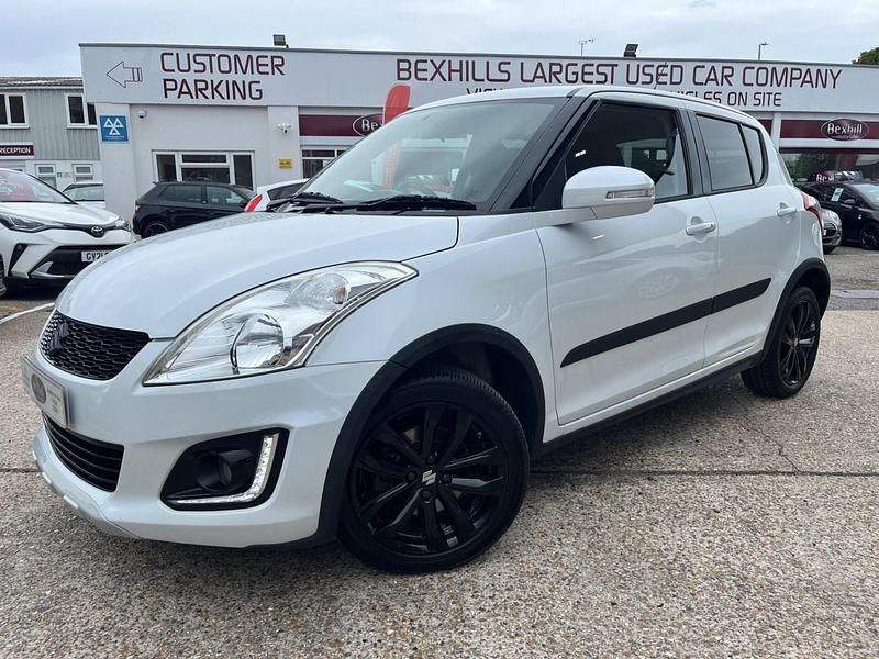 White Used 2014 Suzuki Swift SZ4 Hatchback | £6,499 (Expensive) - Image 1/4