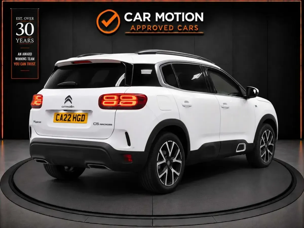 Used Citroën C5 Aircross Shine 222 HP (163 kW) 2022 White SUV