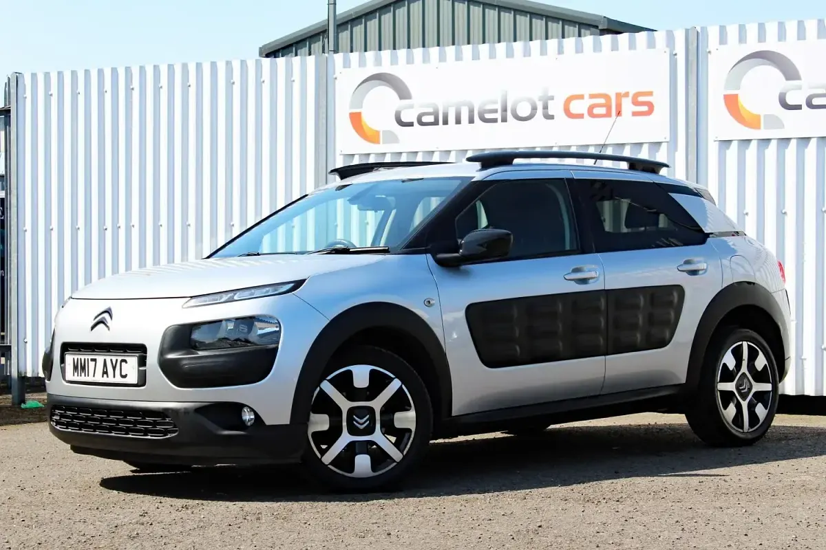 Used Citroën C4 Cactus Flair 2017 Silver Hatchback