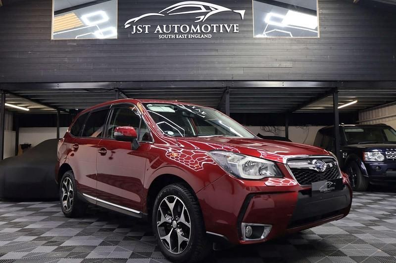 Used Subaru Forester 240 HP (176 kW) 2015 Red SUV