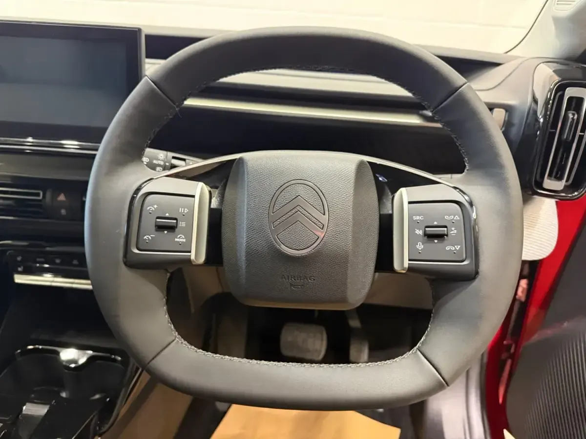 Novo Citroën e-C3 83 kW (113 HP) 2025 Vermelho Citadino
