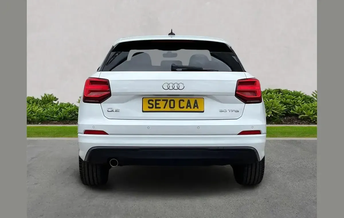 Used Audi Q2 S-Line 116 HP (85 kW) 2020 White SUV