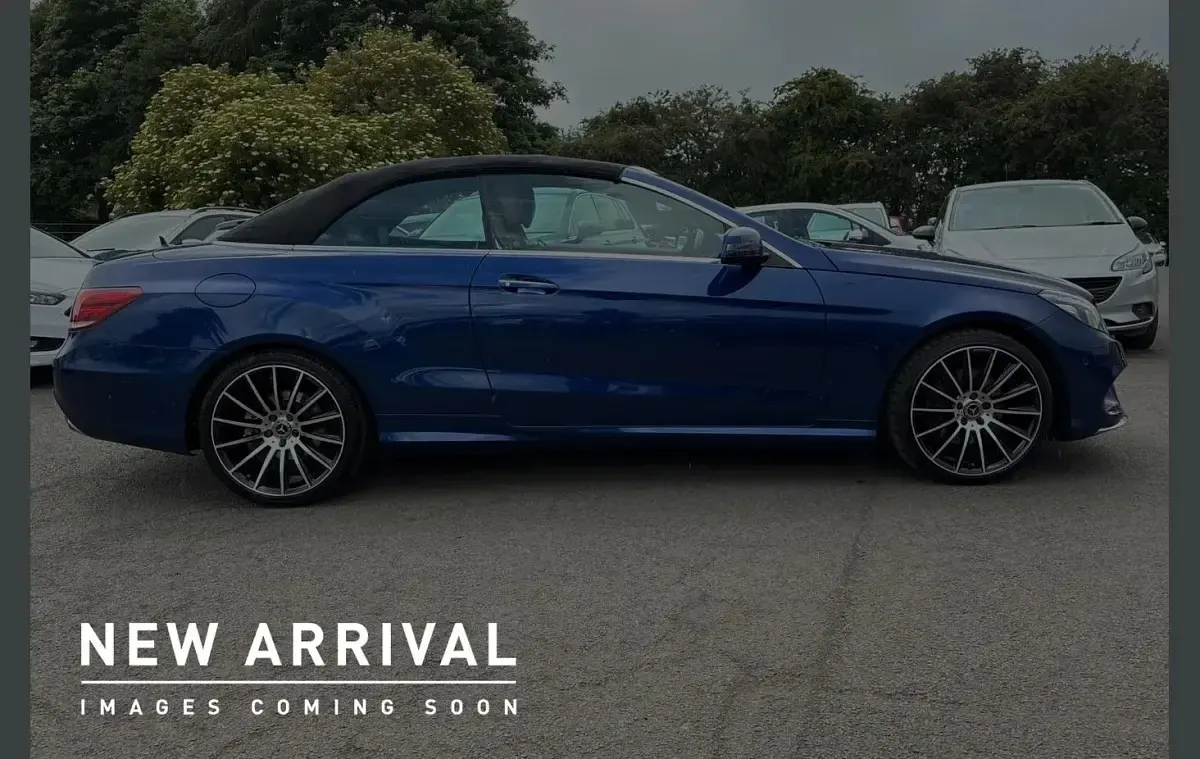 Used Mercedes E220 AMG line 174 HP (127 kW) 2016 Blue Cabriolet