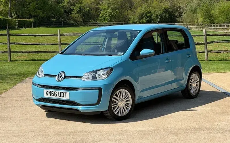 Used VW up! Move 60 HP (44 kW) 2018 Hatchback