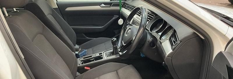 Used VW Passat Business 150 HP (110 kW) 2019 Candy white Estate