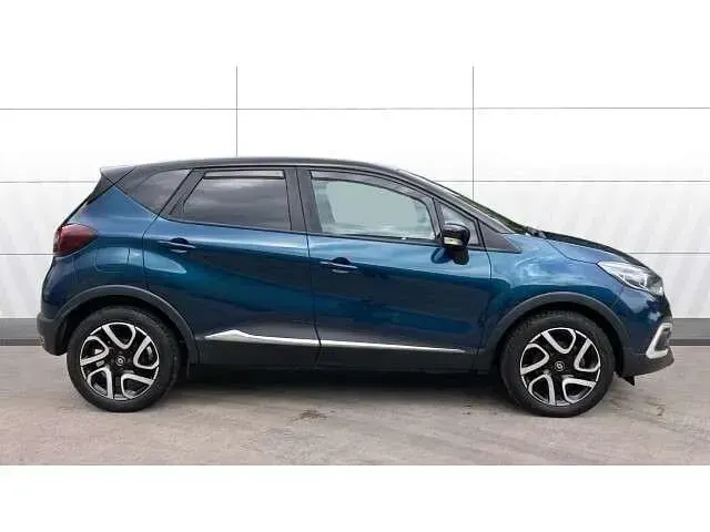 Used Renault Captur Iconic 90 HP (66 kW) 2018 Other SUV