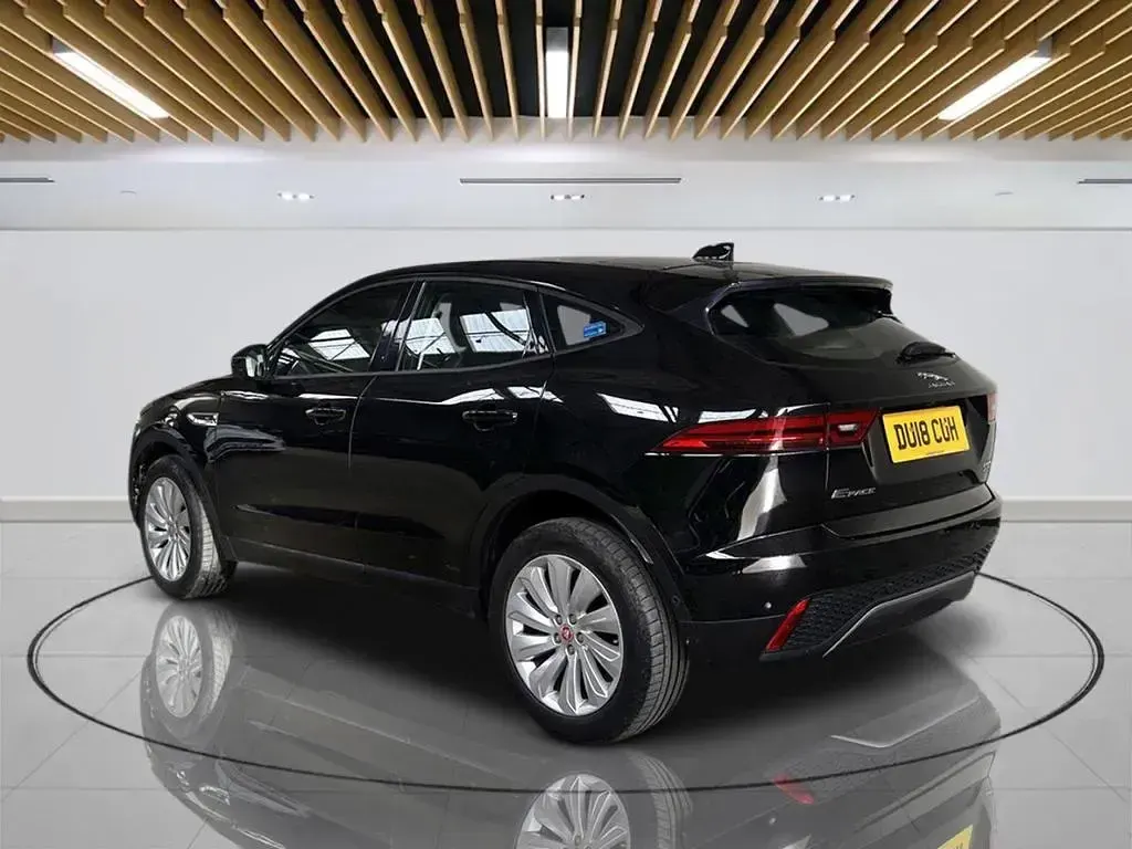 Used Jaguar E-Pace SE 180 HP (132 kW) 2018 Black SUV