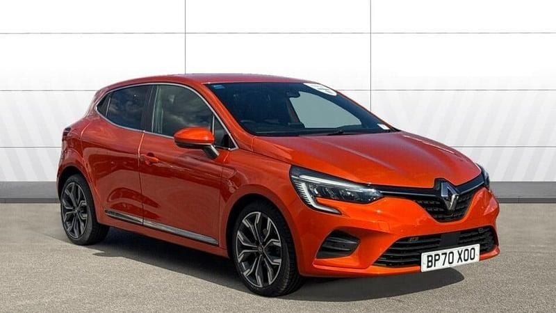 Valencia orange Used 2020 Renault Clio V Version S Hatchback | £9,665 (Fair price) - Image 1/3