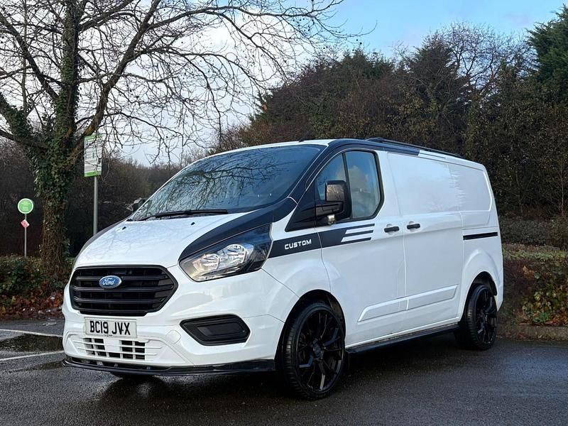 Usado Ford Transit Custom 105 HP (77 kW) 2019 Branco Van
