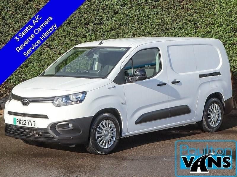 White Used 2022 Toyota Proace Van | £11,650 (Super price) - Image 1/3