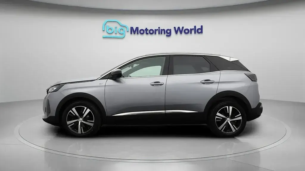Second-hand Peugeot 3008 GT 130 CP (95 kW) 2022 Gri SUV
