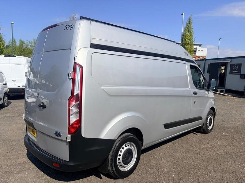 Begagnad Ford Transit Custom 130 HK (95 kW) 2020 Silver Van