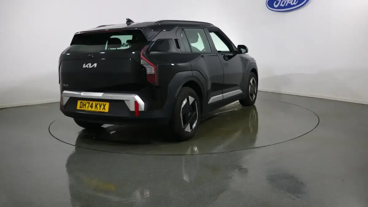Used Kia EV3 Air 147 kW (201 HP) 2025 Black SUV